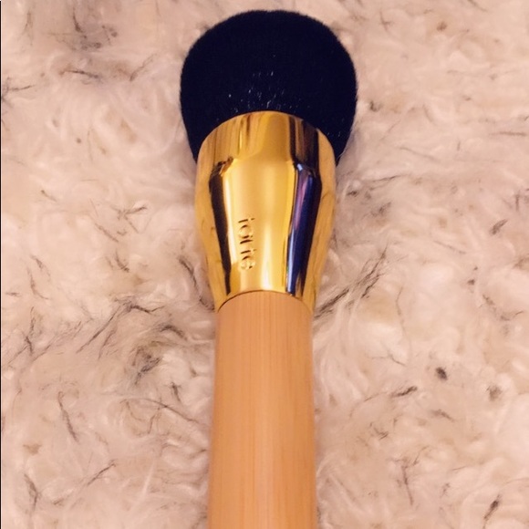 TARTE Powder Player Bamboo Pressed Powder Brush - Picture 2 of 8